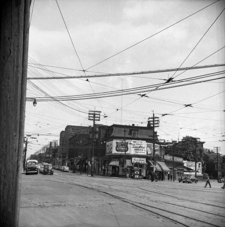 QKRQ intersection facing E 1953