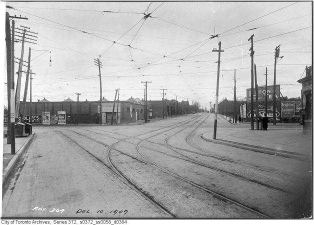 Roncy north from Queen 1909